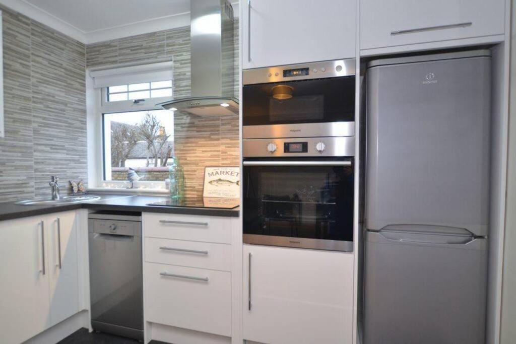 Ideally Located Modern Flat Apartman Troon Kültér fotó